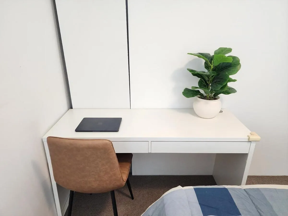 Apartment Luxury 2 Bedroom Apt Near South Bank With Free Car Park, Pool, City Views And Sofa Bed Brisbane